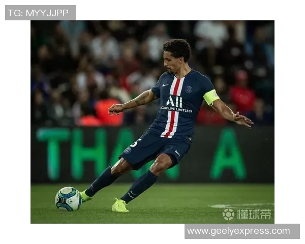 马尔基尼奥斯：从年轻天才到足球世界的防守巨星之路